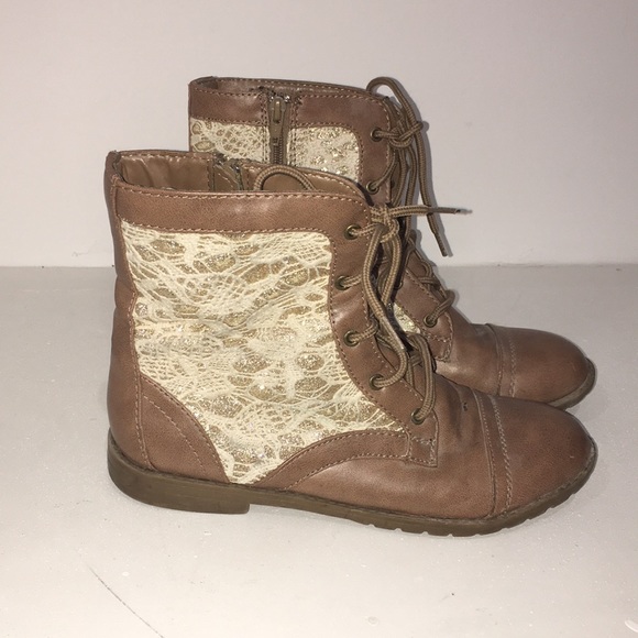 Boots - Picture 2 of 3